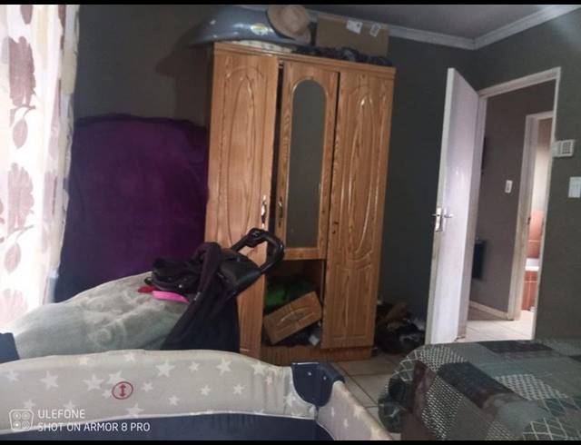 2 BEDROOM HOUSE FOR SALE IN DAWN PARK EXT